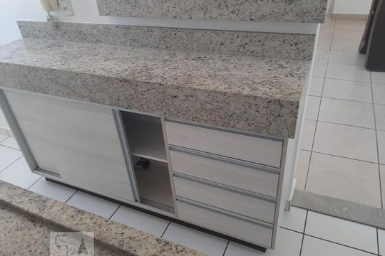 Cozinha de apartamento para alugar com 2 quartos, 55m² em Setor Negrão de Lima, Goiânia