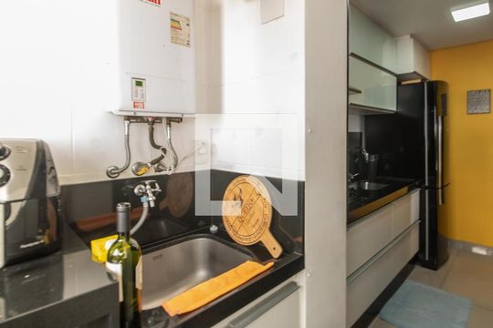 Lavanderia de apartamento à venda com 2 quartos, 90m² em Vila Brasílio Machado, São Paulo