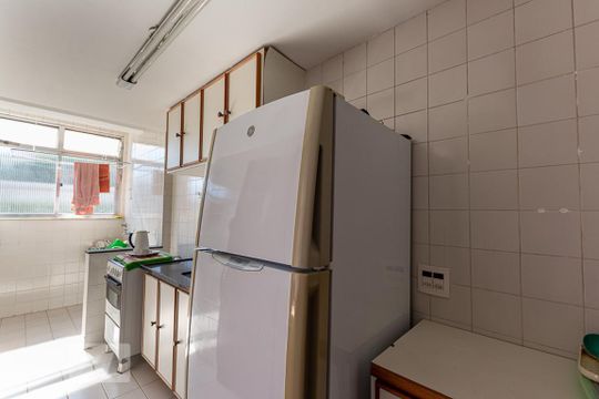 Cozinha  de apartamento à venda com 2 quartos, 85m² em São Domingos, Niterói
