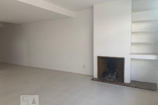 Sala de casa para alugar com 3 quartos, 184m² em Vila Madalena, São Paulo