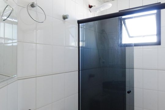 Banheiro de apartamento à venda com 1 quarto, 57m² em Centro, São Bernardo do Campo