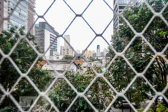 Vista de apartamento à venda com 4 quartos, 210m² em Vila Olímpia, São Paulo