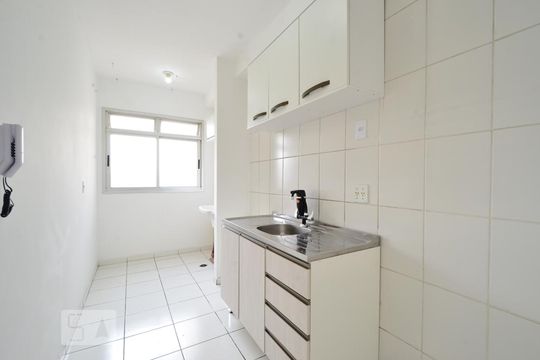 Cozinha de apartamento à venda com 3 quartos, 80m² em Vila Parque Jabaquara, São Paulo