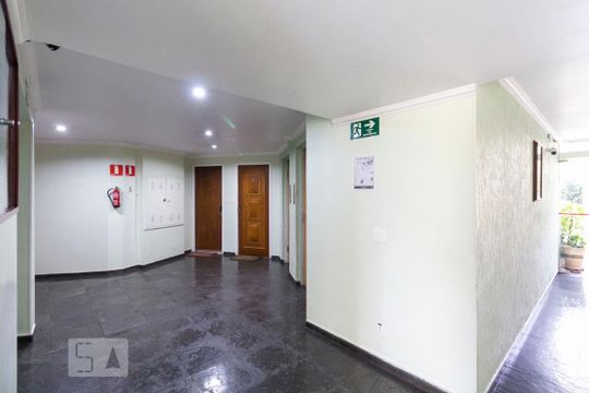 Hall social de apartamento à venda com 2 quartos, 69m² em Vila Parque Jabaquara, São Paulo