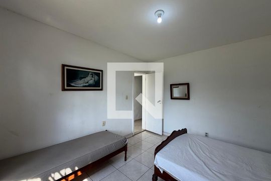 Quarto  de kitnet/studio para alugar com 1 quarto, 45m² em Anil, Rio de Janeiro