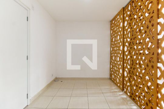 Sala/Cozinha de kitnet/studio à venda com 1 quarto, 24m² em Vila Campanela, São Paulo