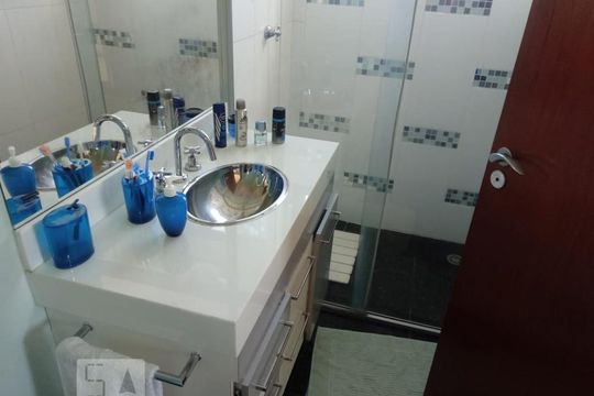 Banheiro social de apartamento à venda com 4 quartos, 186m² em Bosque da Saúde, São Paulo