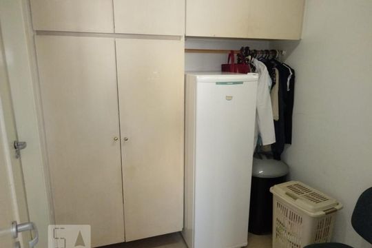 Quarto de serviço de apartamento à venda com 4 quartos, 186m² em Bosque da Saúde, São Paulo