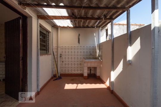 Área de Serviço de casa para alugar com 3 quartos, 90m² em Jardim Ester, São Paulo