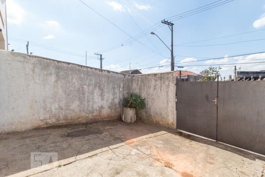 Garagem de casa para alugar com 3 quartos, 90m² em Jardim Ester, São Paulo