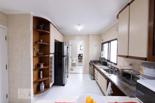 Cozinha de apartamento à venda com 4 quartos, 360m² em Mooca, São Paulo