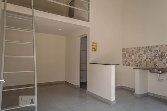 Kitnet/Studio para alugar com 1 quarto, 35m² em Quarta Parada, São Paulo