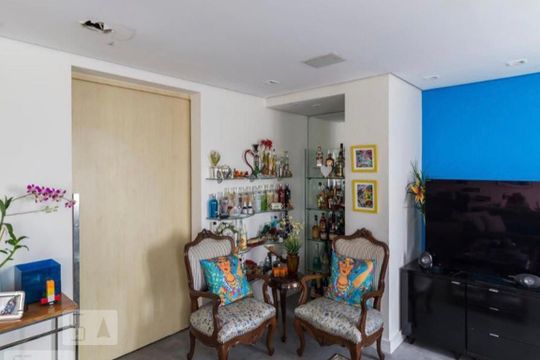 Sala 02 de apartamento à venda com 2 quartos, 200m² em Vila Pompéia, São Paulo