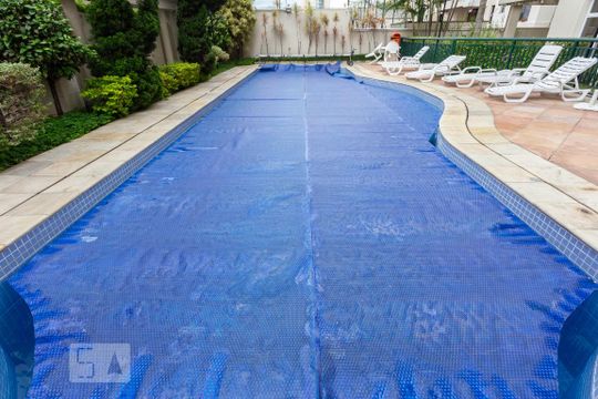 Piscina de apartamento à venda com 2 quartos, 200m² em Vila Pompéia, São Paulo