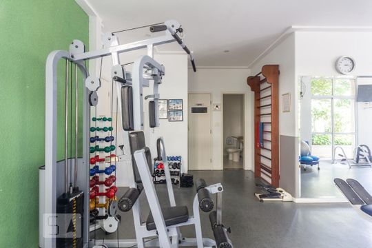 Academia de apartamento à venda com 2 quartos, 200m² em Vila Pompéia, São Paulo