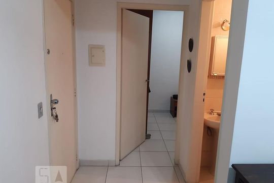 Entrada de apartamento para alugar com 1 quarto, 40m² em Bela Vista, São Paulo