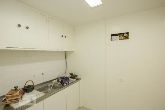 Cozinha de apartamento à venda com 4 quartos, 300m² em Copacabana, Rio de Janeiro