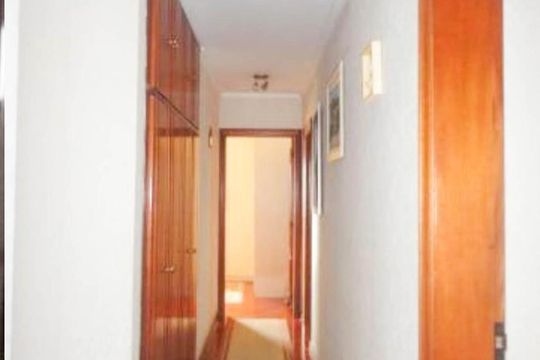 Corredor de apartamento à venda com 4 quartos, 188m² em Vila Santo Estevão, São Paulo