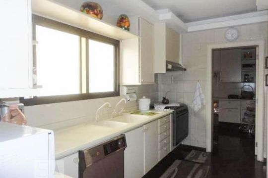 Cozinha de apartamento à venda com 4 quartos, 188m² em Vila Santo Estevão, São Paulo