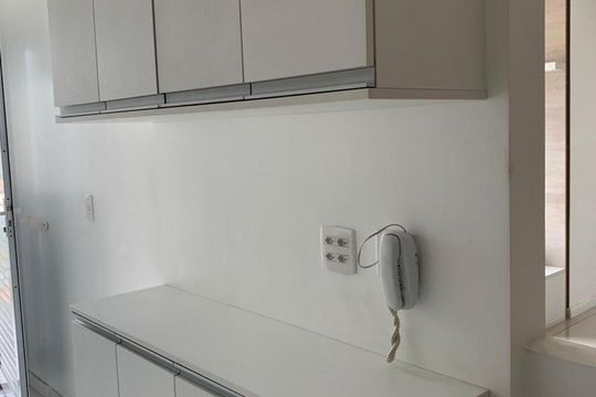 Cozinha de apartamento para alugar com 3 quartos, 82m² em Jardim das Vertentes, São Paulo