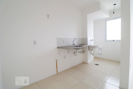 Cozinha de apartamento para alugar com 2 quartos, 50m² em Setor Faiçalville, Goiânia