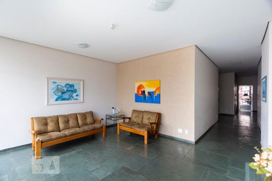 Hall social de apartamento à venda com 2 quartos, 62m² em Vila do Encontro, São Paulo