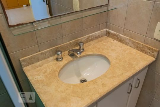 Quarto 2 - Suíte/ Banheiro de apartamento para alugar com 2 quartos, 64m² em Cambuci, São Paulo