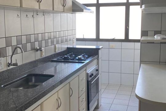Cozinha de apartamento à venda com 2 quartos, 76m² em Jardim Paraíso, Campinas