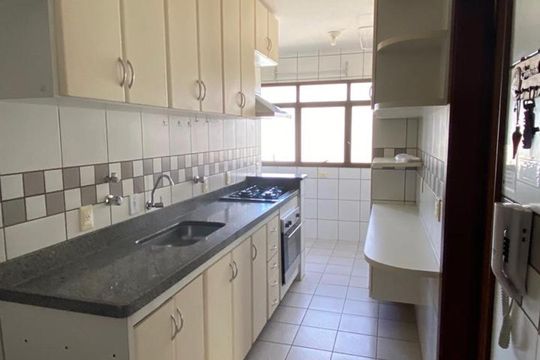 Cozinha de apartamento à venda com 2 quartos, 76m² em Jardim Paraíso, Campinas