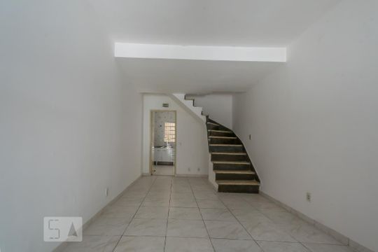 Sala de casa à venda com 2 quartos, 100m² em Santo Amaro, São Paulo