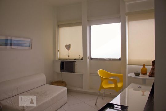 Kitnet/Studio para alugar com 1 quarto, 40m² em Barra da Tijuca, Rio de Janeiro