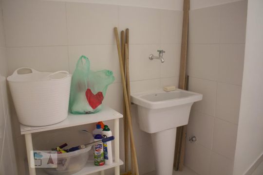 Área de Serviço de kitnet/studio para alugar com 1 quarto, 40m² em Barra da Tijuca, Rio de Janeiro