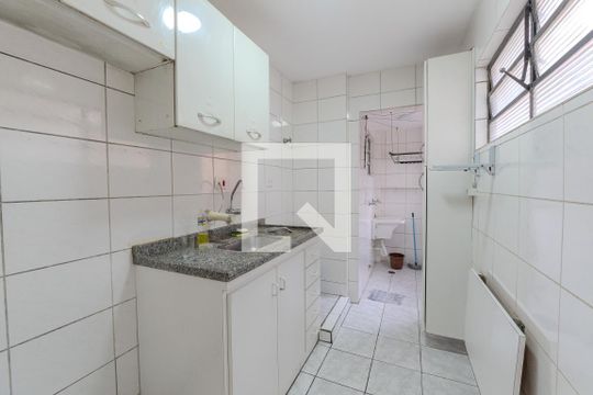 Cozinha de apartamento à venda com 1 quarto, 46m² em Bela Vista, São Paulo