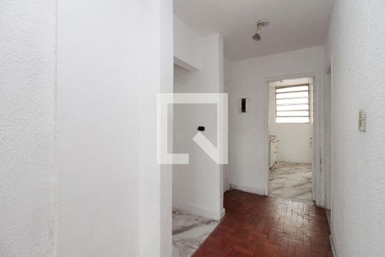 Studio de kitnet/studio para alugar com 1 quarto, 39m² em República, São Paulo