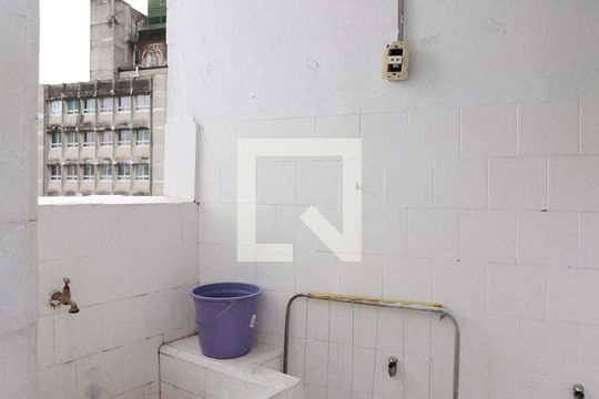 Área de Serviço de kitnet/studio para alugar com 1 quarto, 39m² em República, São Paulo