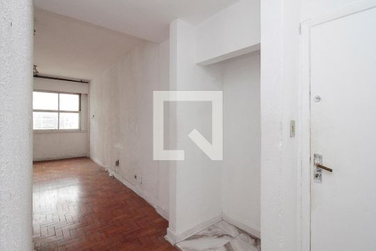 Studio de kitnet/studio para alugar com 1 quarto, 39m² em República, São Paulo