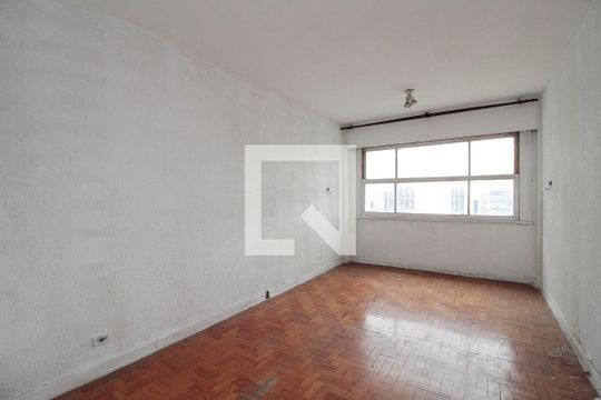 Kitnet/Studio para alugar com 1 quarto, 39m² em República, São Paulo