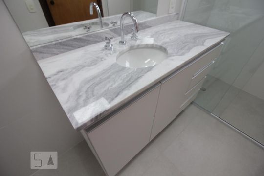 Pia de apartamento para alugar com 5 quartos, 272m² em Vila Andrade, São Paulo