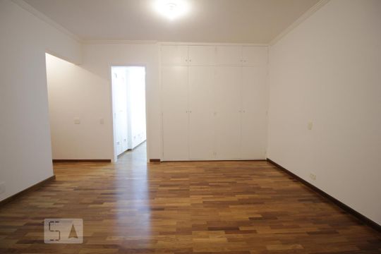 Suíte 4 de apartamento para alugar com 5 quartos, 272m² em Vila Andrade, São Paulo