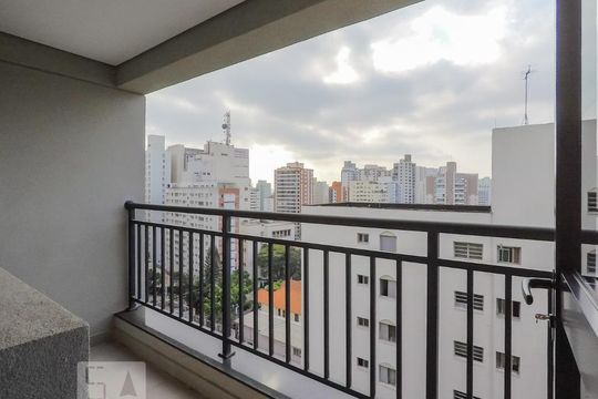 Varanda de kitnet/studio para alugar com 1 quarto, 21m² em Vila Mariana, São Paulo