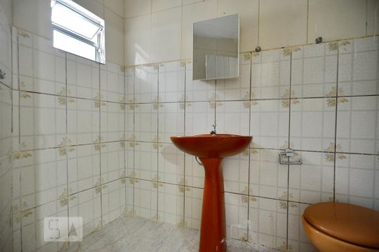 Banheiro de casa para alugar com 1 quarto, 50m² em Parque da Lapa, São Paulo
