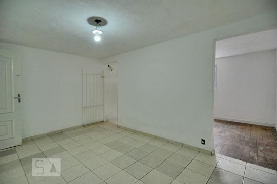Casa para alugar com 1 quarto, 50m² em Parque da Lapa, São Paulo