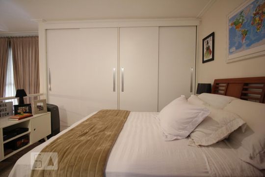 Suíte de apartamento para alugar com 1 quarto, 58m² em Vila Andrade, São Paulo