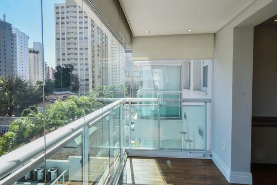 Varanda de apartamento à venda com 1 quarto, 60m² em Campo Belo, São Paulo