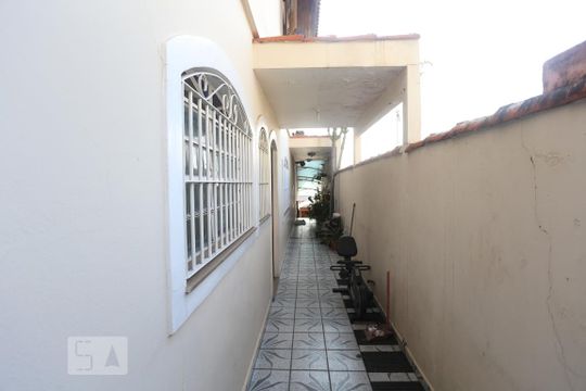 Corredor de casa à venda com 3 quartos, 186m² em Jardim Ester, São Paulo