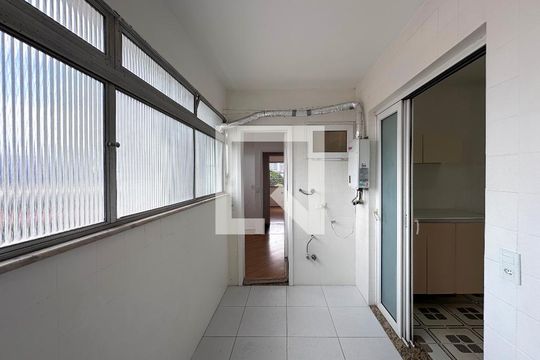 Área de Serviço de apartamento para alugar com 3 quartos, 93m² em Chácara Santo Antônio (zona Sul), São Paulo