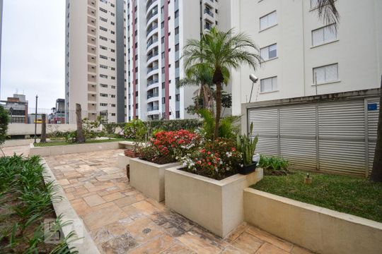 Área comum de apartamento para alugar com 1 quarto, 80m² em Vila Madalena, São Paulo