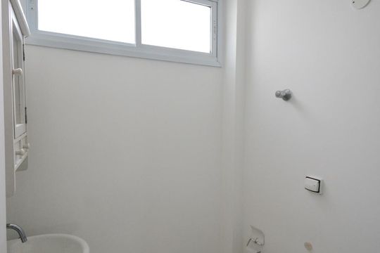 Banheiro de apartamento à venda com 2 quartos, 98m² em Jardim Paulista, São Paulo