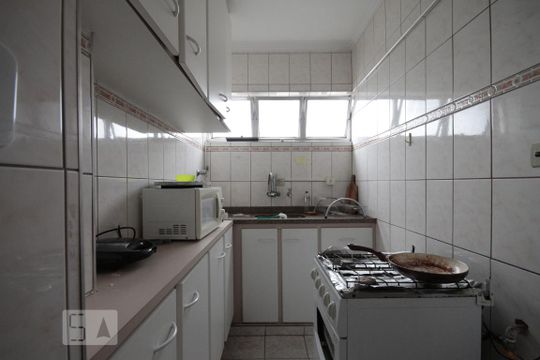 Cozinha de kitnet/studio à venda com 1 quarto, 40m² em Vila Buarque, São Paulo