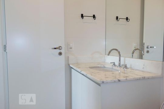 Banheiro da Suíte de apartamento para alugar com 1 quarto, 50m² em Vila Mariana, São Paulo